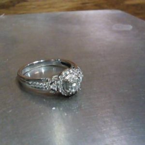 Ring 10K Gold WHITE GOLD 2.2 DWT