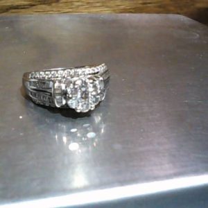 Ring 10K Gold WHITE GOLD 4.3 DWT