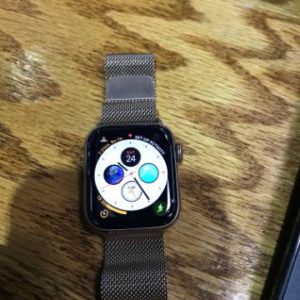 APPLE A1975 Watch 47.5 DWT